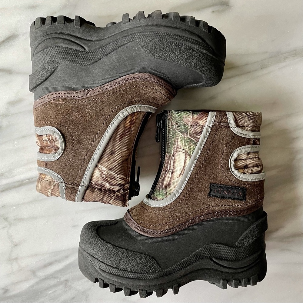 Mossy Oak•NWOT•7•Break-Up Camo + Suede Snow Boots•Waterproof•Front Zip•By Itasca